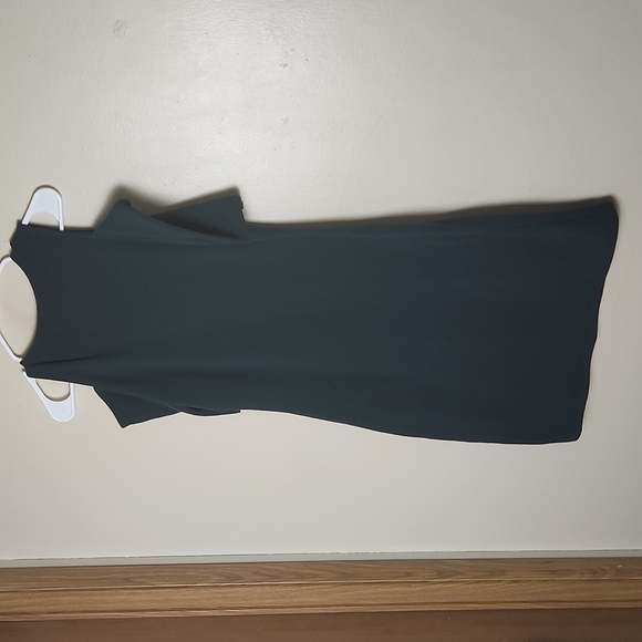 H&M Green Cold Shoulder Dress - Picture 4 of 4